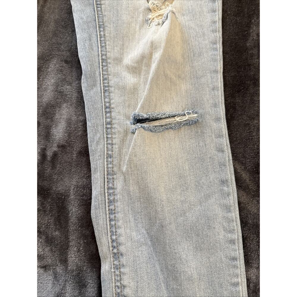 Dollhouse Women's Charley Jeans Denim Distressed Blue Light Wash Size 7 - Picture 4 of 16